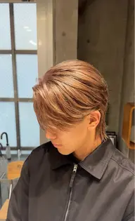 《ブリーチ(リタッチ)＋オンカラー》+3stepトリートメント