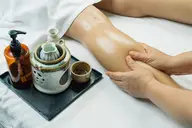 膝下脱毛✨️保湿トリートメント付き