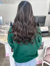 【平日限定２回ブリーチオリジナルハイライト+トリートメント