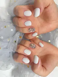 🎀🎀チップ長さ出しワンカラーorラメグラ+2本埋め尽くし