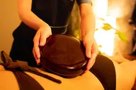 【🌿リラックスメニュー】特別価格😉岩盤浴ベッド+ホマノ石ストーン全身70分🙆