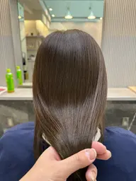 【✨️ミニモ月限定✨️スパ付き♪】小顔カット+ブリーチ無し艶カラー+ 高濃度炭酸泉スパ +3stepトリートメント🌈