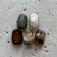 【4/1限定】お任せ鉱物ネイルデザイン（オフあり）