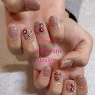 《4月🌼限定価格》季節のLUNIデザイン🍓オフ込み/カラー/パーツ変更できます【写真上段menu】