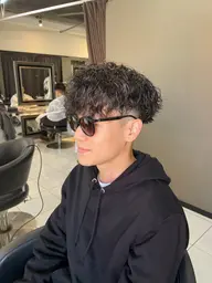 メンズカット＋ツイストスパイラルパーマ🔥　2回目以降の方　メニュー