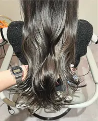 《平日限定クーポン韓国艶髪》カット+美肌カラー+トリートメント🍎