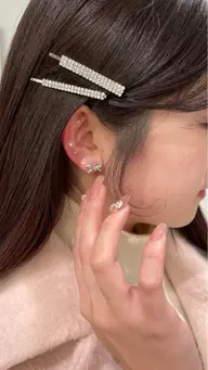 【U23限定】今話題の⭐️耳ツボジュエリー👂🏻🎀両耳12粒💎    ※耳マッサージ付き