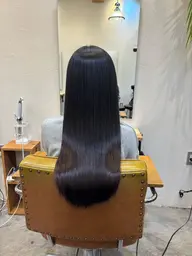 【多湿の日でもうねらない✨️】髪質改善縮毛矯正¥16.500→¥8.800