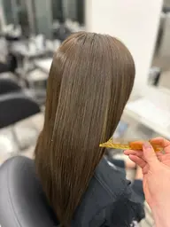 【☘️赤味消したい人限定‼️☘️】⚡️うる艶透明感カラー＋トリートメント⚡️