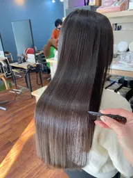 【酸性ストレート➕カット】（髪質改善ストレート）