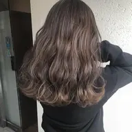 【月曜限定】似合わせカット＋うる艶カラー￥6820