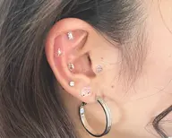 《人気急上昇中》耳つぼジュエリー💎(10パーツ)