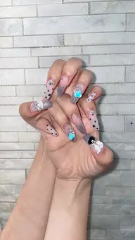 《リピーター様価格》 💘3Dパーツネイル+10本アート💘持ち込みパーツ🆗¥9900(長さ出し1本別途¥550)