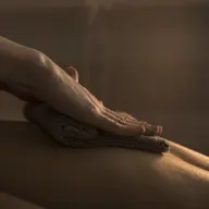 【アロマ】肩こりに効く!◎肩,デコルテ,上半身集中 アロママッサージ40分 ¥5,000→¥3,980