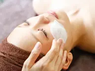 【ニキビ/ニキビ跡に別れを告げる】赤みや炎症があっても可能なフェイシャルケア✨ホワイトニングピール🤍