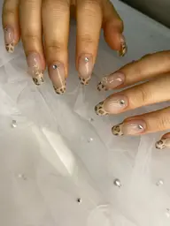 【平日限定】(モニター価格)お持ち込みデザイン☆スタンダード(両手4本程度のアート)