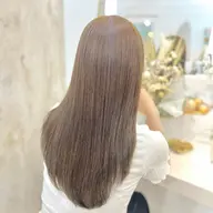 ⭐️残り3名 🤎ミニモ限定価格🤎ブリーチonカラー(高保湿トリートメント+巻き髪付き)