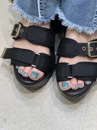 フットワンカラー