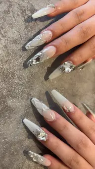 長さだし１０本＋持ち込みデザインやり放題。ご予約時にご希望の画像を送ってください。オフあり＋500