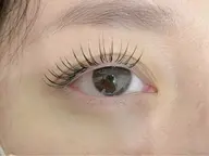 【4月20日​〜​5月1日】平日のみ🍒マツエクモデル🍒オフなし100本​〜​120本前後★2200円(90分)デザイン選べる