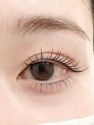 【ダメージレス✨潤い上下まつげパーマ(ケア付き)】8800円