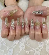 ♥️やりたい放題✌️持ち込みデザインもオッケー👌時間内で出来るデザイン、特殊パーツ4個までとストーンも付け放題♥️