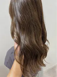 【白髪ぼかしカラー】or【極細ハイライトダブルカラー】+似合わせ骨格補正カット+ケアプロTR付✨