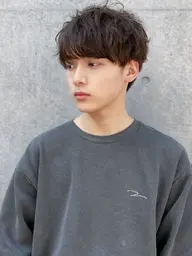 【エリア最高レベル】メンズカット+パーマ(スパイラル等特殊パーマは+2000)