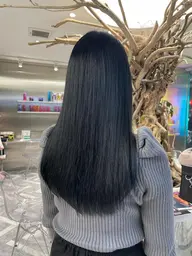 【実習前、就活前におすすめ❕】　　　　　　　　　　　　🐻‍❄️ブルーブラックカラー🔵⚪️(ブロースタイリング別途)