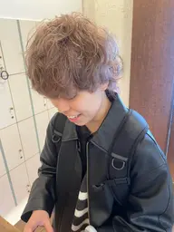 ✨平日月3名様限定ハイトーンパーマ✨カット➕ブリーチ➕ケアパーマ➕カラー