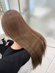 【4月12日 （日曜日）限定‼️】ブリーチリタッチ➕プレミアムケアカラー🫧  最高級トリートメント付き‼️19:00​〜​