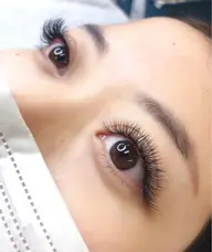 👏NEWメニュー👏フワフワ4Dボリュームラッシュ （125束500本まで）