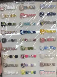 オフあり フット 親指アート