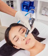 ミニモ期間限定40%OFF⭐️全顔【毛穴洗浄人気No.1】毛穴奥の汚れを徹底洗浄!専用ピーリングで輝くうる艶水光肌へ