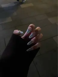 ハンド✋【オフなし】長さ出し10本＋ワンホンネイル⭐︎90分⌛️