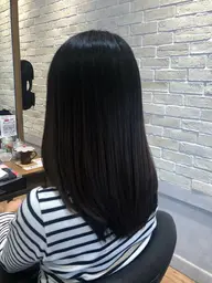 【🍀ご新規様限定🍀】《艶髪コース👑》美フォルムカット＋髪質改善艶髪ストレート＋業界最高峰トリートメント
