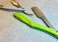 【美容院内】レディースシェービング(お顔剃り)▼お顔のみ▼高濃度ヒアルロン酸パック付※メンズ不可