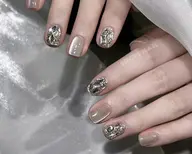 今月おすすめデザイン【マグネットワンカラー+4本埋め尽くし】4200円