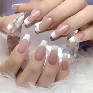 【チップ長さ出し｜定番】 フレンチ　￥7,980