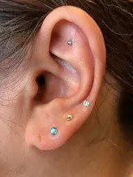 もみほぐし３０分➕耳ツボジュエリー