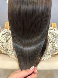 🩷髪質改善クオラインストレート🩷+カット✂︎+処理TR🫧