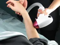 🚺【最新脱毛】垢抜け＆化粧ノリアップ‼️《顔脱毛＋プレミアムパック付》(施術時間30分)　¥11,000⇒\3,300