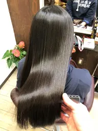 艶髪トリートメントカラー+カット(白髪染め可)