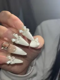 オフなし長さだし10本アート・パーツ10本やり放題♪