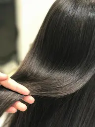 【自然な艶髪】ナチュラル縮毛矯正 & トリートメント