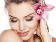 不動の人気✨顔脱毛のセットメニュー✨【フルフェイシャルワックス+うなじ】🌀赤みかゆみ抑制高周波鎮静マシン付き🌀