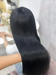 🌧️縮毛矯正☂️💦　　　　　　　　　　《保湿トリートメント付き》　　　　　　🌟ご新規様限定価格🌟