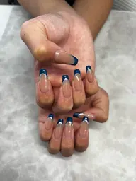 （オフなし）　フレンチネイル