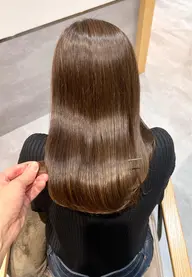【ハイダメージの髪に艶と潤いを✨】プレミアムケアカラー&カット&トリートメント&毛髪クレンジング