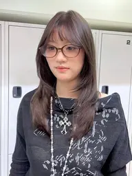 【🌐学割メニュー🌐】💡韓国ハッシュカット、レイヤー+ケアブリーチカラー💡